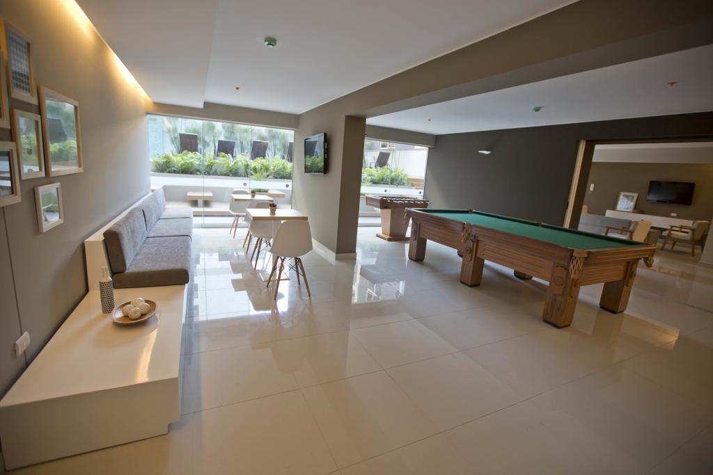 Urbano Apartments Miraflores Pardo Lima Bagian luar foto