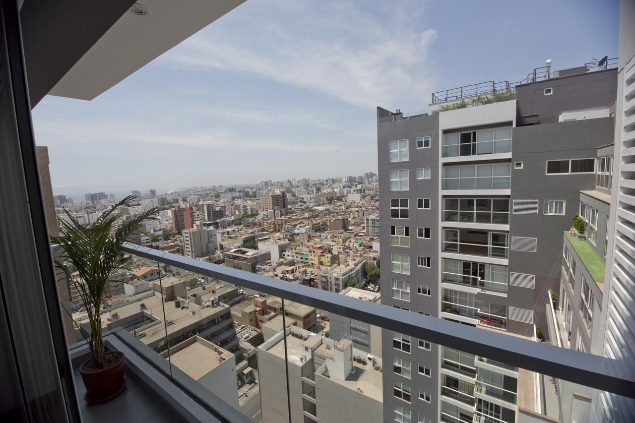 Urbano Apartments Miraflores Pardo Lima Bagian luar foto